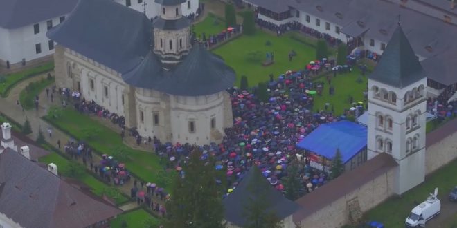 Foto-video:Facebook Manastirea Putna